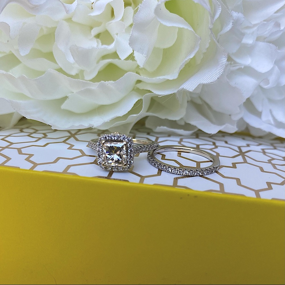 Parade Two Tone Engagement ring and wedding band